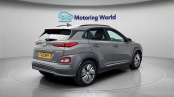 Hyundai KONA PREMIUM SE