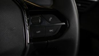 Peugeot E-2008 ACTIVE PREMIUM PLUS
