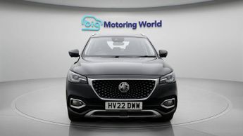 MG MG HS EXCLUSIVE