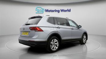 Volkswagen Tiguan Allspace LIFE TSI DSG