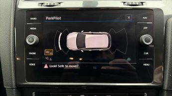 Volkswagen Golf SE NAVIGATION TSI BLUEMOTION TECHNOLOGY