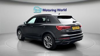 Audi Q3 TFSI S LINE BLACK EDITION