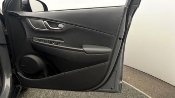 Hyundai KONA PREMIUM SE