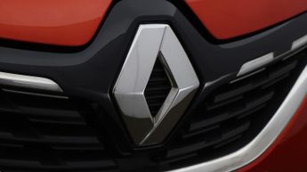 Renault Captur TECHNO E-TECH