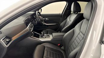 BMW 3 Series 330E M SPORT