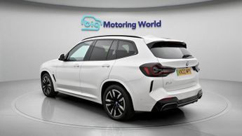 BMW iX3 M SPORT