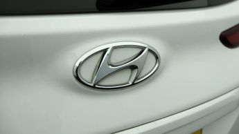 Hyundai KONA PREMIUM