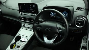 Hyundai KONA PREMIUM