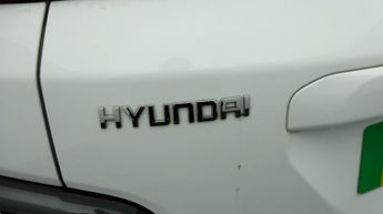 Hyundai KONA PREMIUM