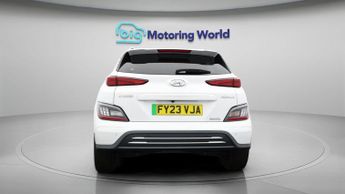 Hyundai KONA PREMIUM