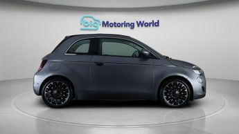 Fiat 500e C LA PRIMA