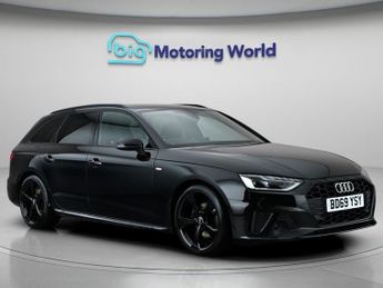 Audi A4 AVANT TFSI S LINE BLACK EDITION