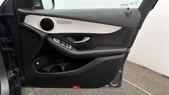 Mercedes-Benz GLC GLC 220 D 4MATIC AMG LINE