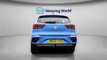 MG MG ZS TROPHY CONNECT
