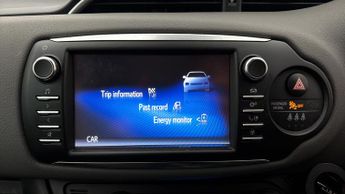 Toyota Yaris VVT-I ICON TECH