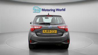 Toyota Yaris VVT-I ICON TECH