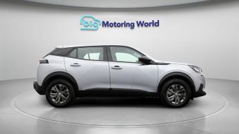 Peugeot E-2008 ACTIVE PREMIUM
