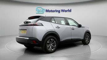 Peugeot E-2008 ACTIVE PREMIUM
