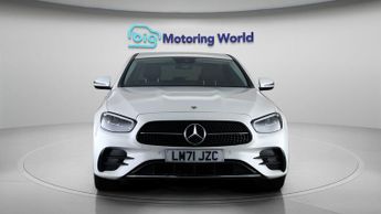 Mercedes-Benz E Class E 300 DE AMG LINE EDITION