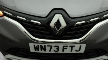 Renault Captur TECHNO E-TECH