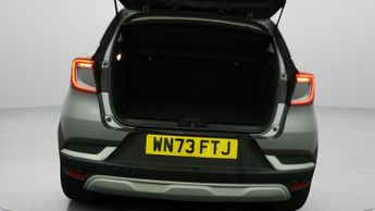 Renault Captur TECHNO E-TECH