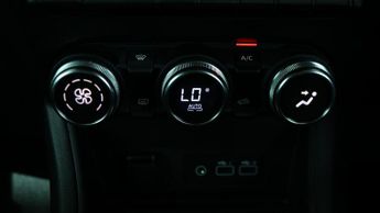 Renault Captur TECHNO E-TECH
