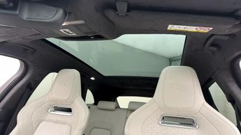 Jaguar F-PACE R-DYNAMIC HSE BLACK