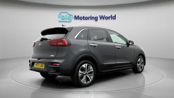 Kia Niro 4 PLUS