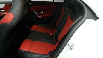 Mercedes-Benz CLA CLA 180 AMG LINE PREMIUM