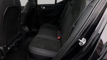 Volvo XC40 RECHARGE PRO TWIN AWD