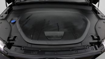 Volvo XC40 RECHARGE PRO TWIN AWD
