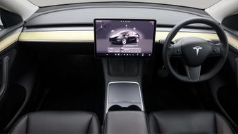 Tesla Model Y BASE