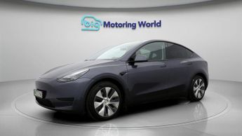 Tesla Model Y BASE