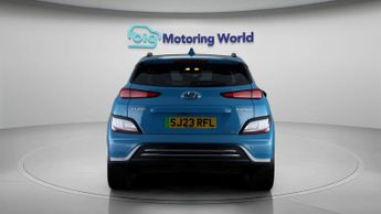 Hyundai KONA PREMIUM