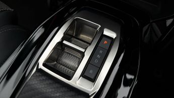 Peugeot E-2008 GT