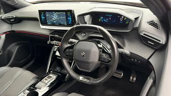 Peugeot E-2008 GT