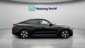 BMW i4 EDRIVE40 SPORT
