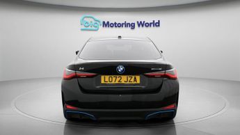 BMW i4 EDRIVE40 SPORT