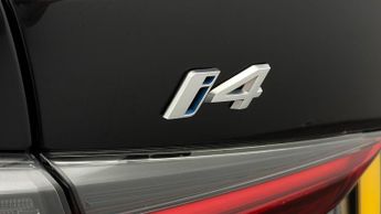 BMW i4 EDRIVE40 SPORT