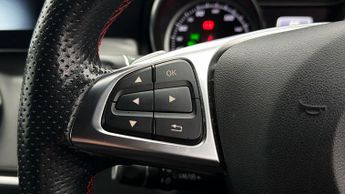 Mercedes-Benz GLA GLA 180 AMG LINE EDITION