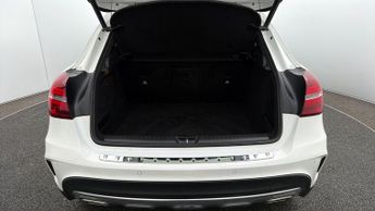 Mercedes-Benz GLA GLA 180 AMG LINE EDITION