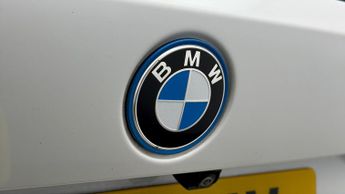 BMW 3 Series 330E M SPORT