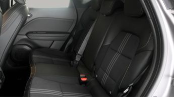 Renault Captur E-TECH ENGINEERED