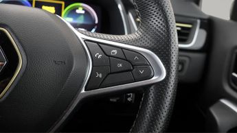 Renault Captur E-TECH ENGINEERED