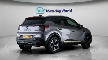 Renault Captur E-TECH ENGINEERED