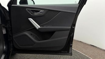Audi Q2 TFSI S LINE BLACK EDITION