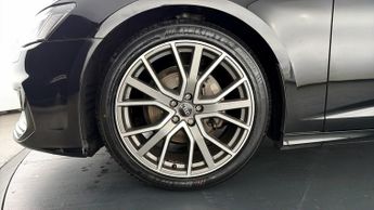 Audi A6 Avant AVANT TFSI S LINE BLACK EDITION