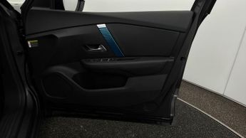 Citroen e-C4 SHINE PLUS