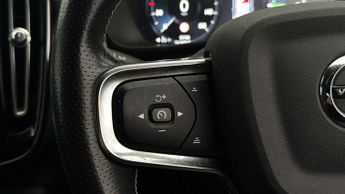 Volvo XC40 RECHARGE T5 R-DESIGN