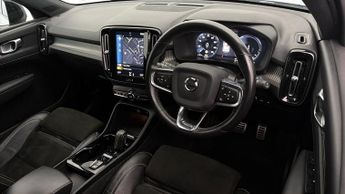 Volvo XC40 RECHARGE T5 R-DESIGN